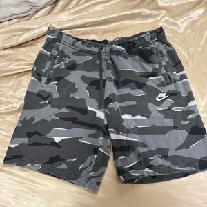 Vintage Nike Grey Camo Sweat Shorts Size Large